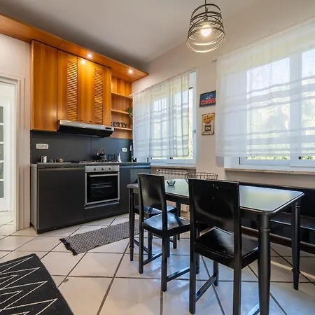 Apartment Petrarca 20a, *