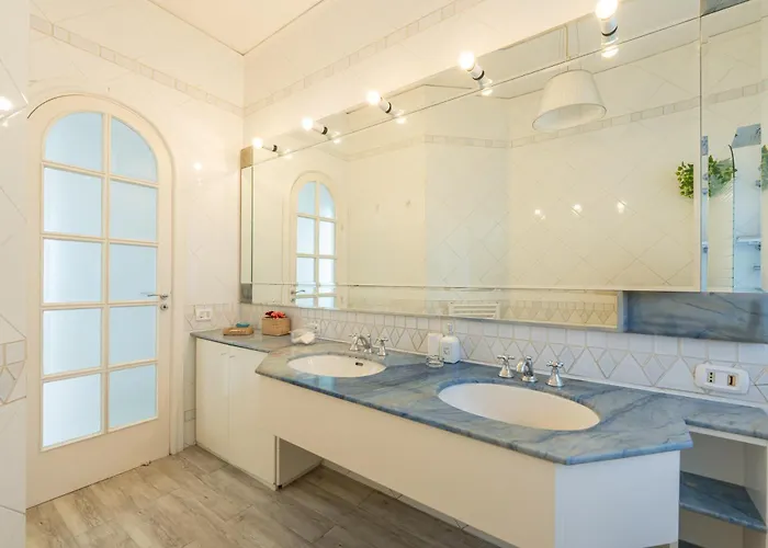 Petrarca 20a, Neapel