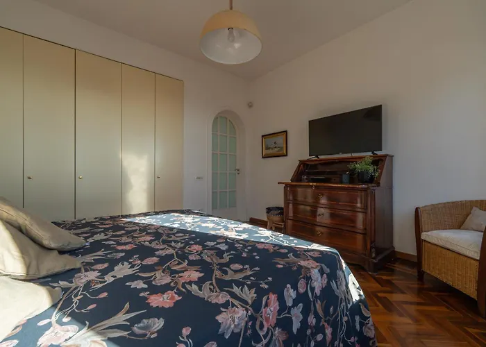 Petrarca 20a, Neapel