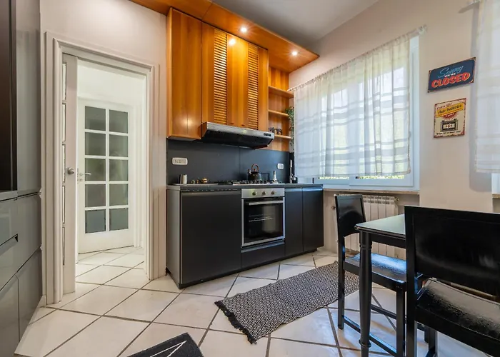 Petrarca 20a, * Neapel